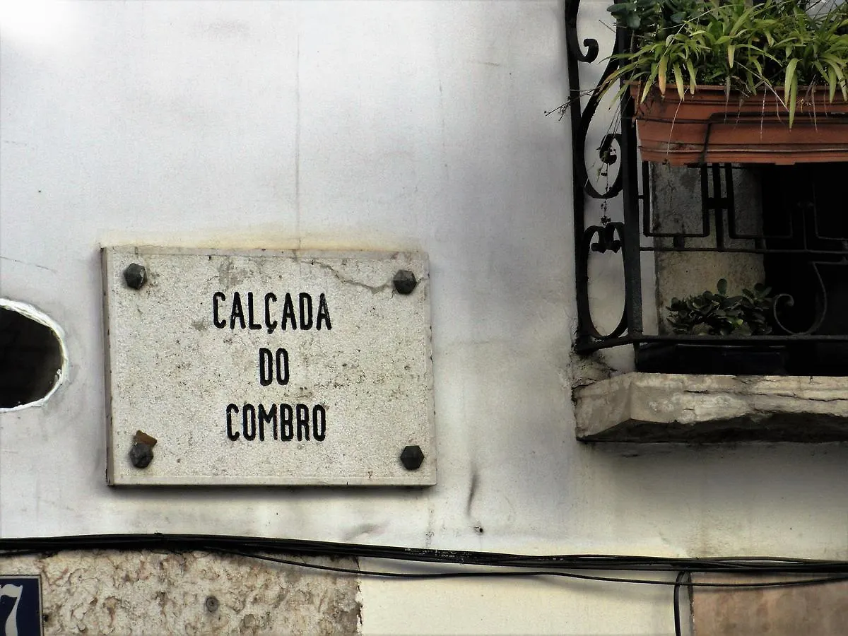 Chiado Lisbon Apartment 0*,